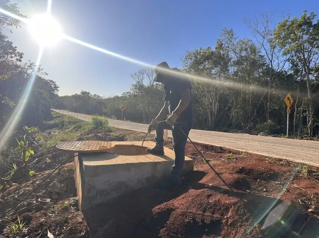 Fiber optic run in a roadside handhole